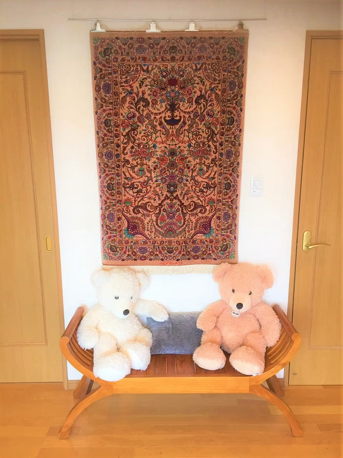 お客様の声：寝室を彩るミルメヒディ工房の傑作 遠方から来店、丁寧なアドバイスで3枚購入