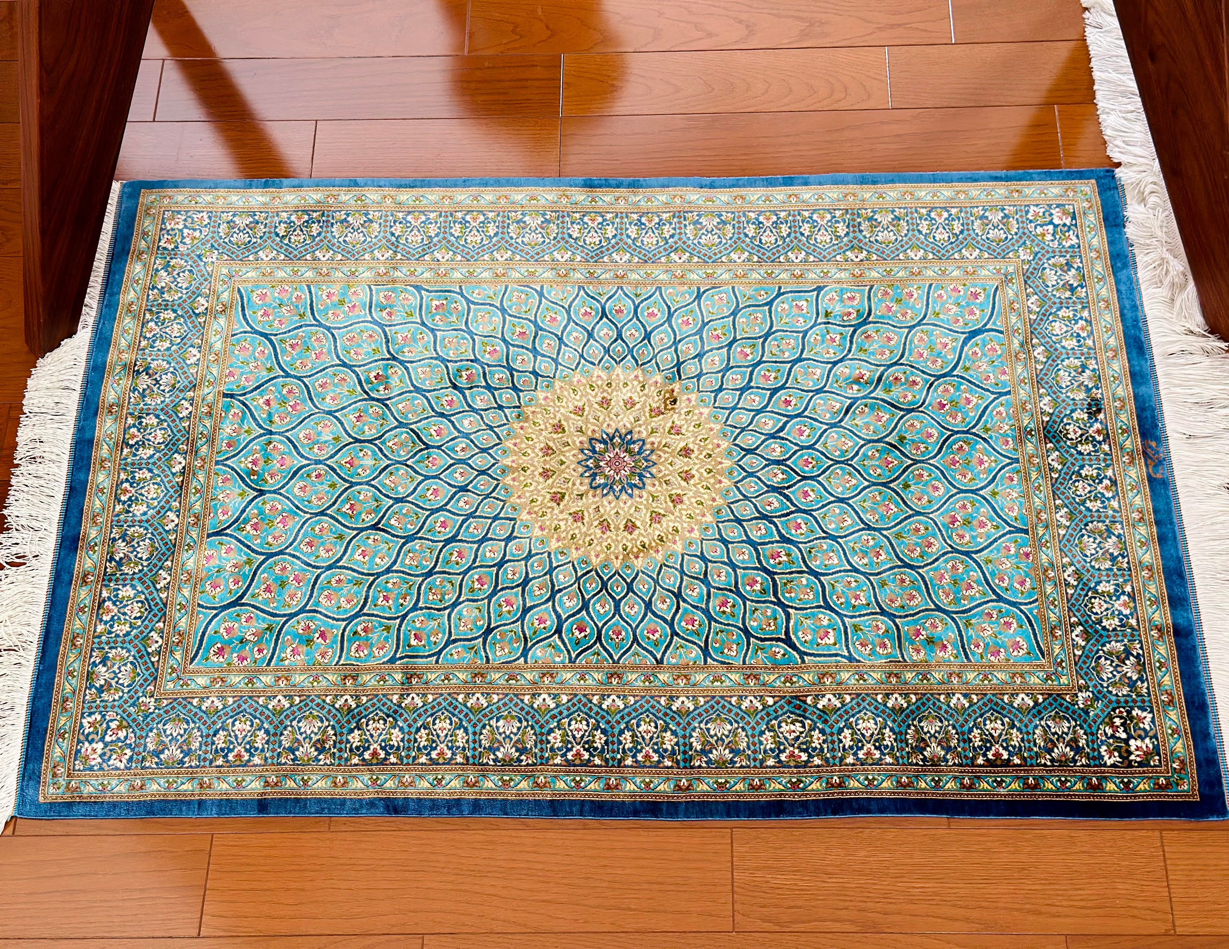 ペルシャ絨毯 クム産 シルク100% モハマドジャムシディ工房 最高