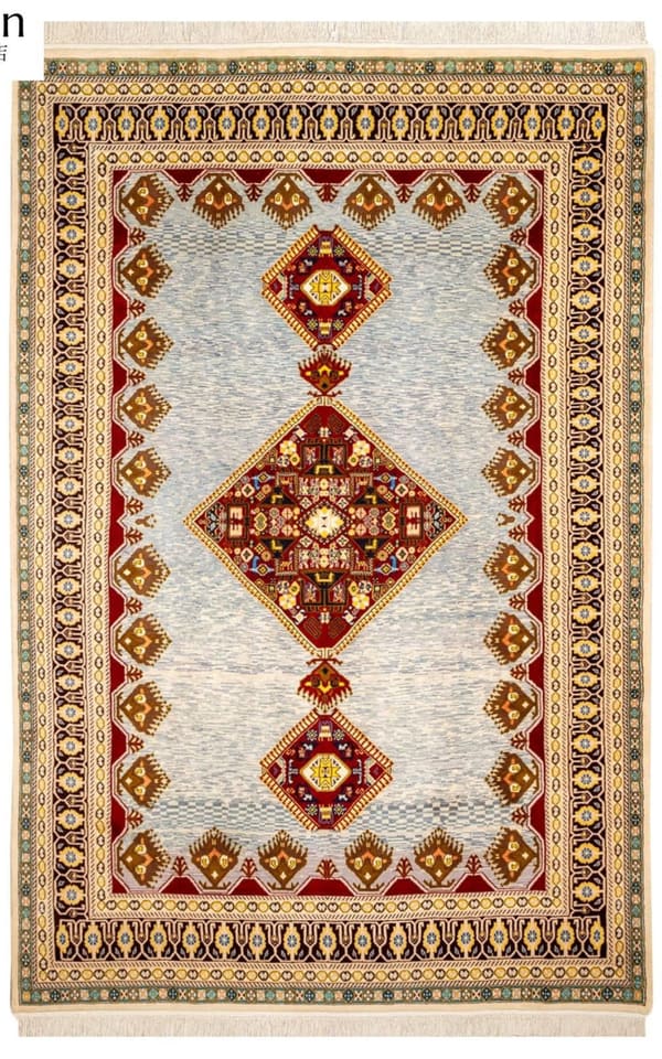 Qashqai Hand-woven Wool Red Medallion 175x262cm (No.45)