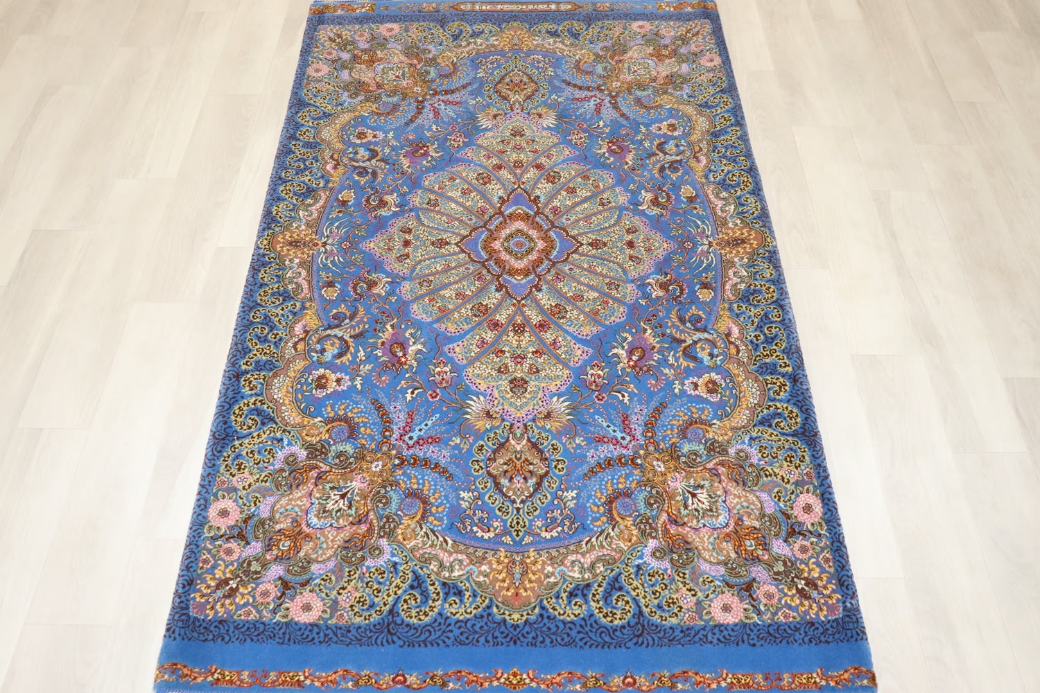 希少なシルク＆ウール クム産 【サマディ工房】 100×168cm 青　ID25006