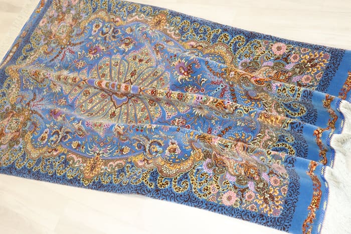 希少なシルク＆ウール クム産 【サマディ工房】 100×168cm 青　ID25006