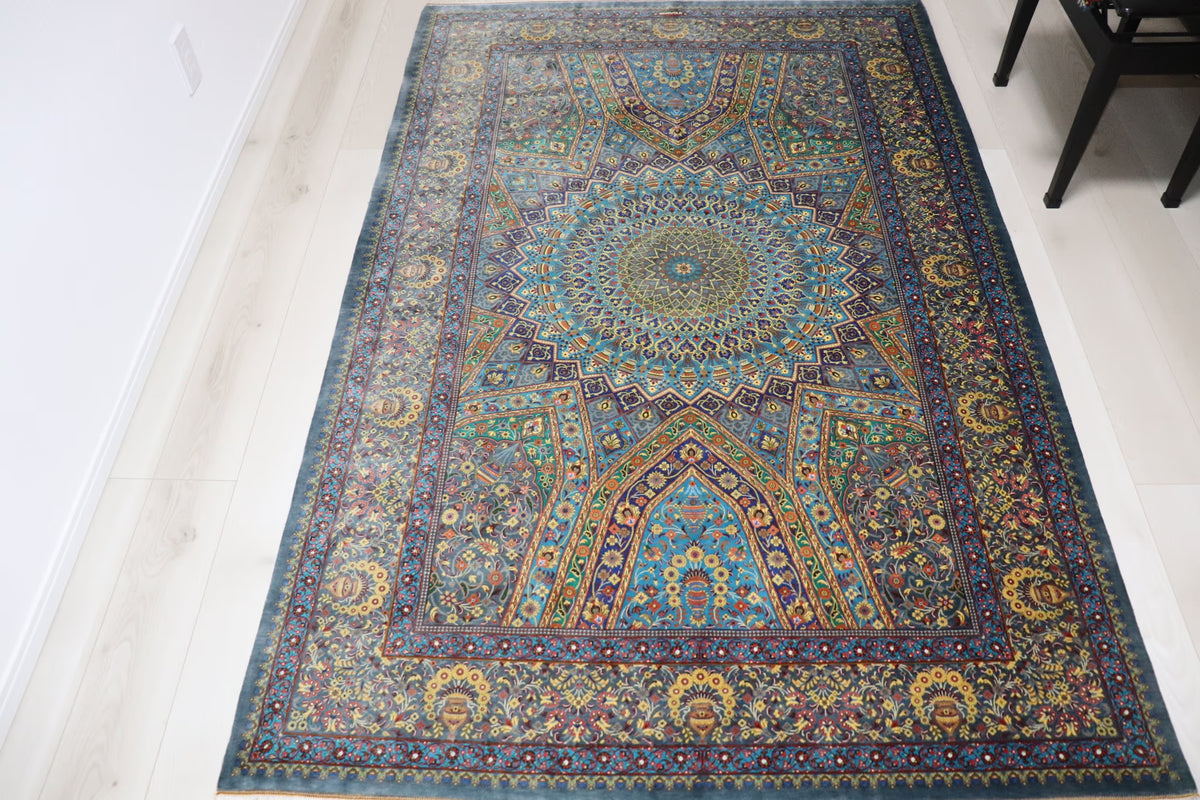 ペルシャ絨毯 クム産 シルク100% [アルバル工房] 人気のドーム柄 ゴンバディ文様 ID11007