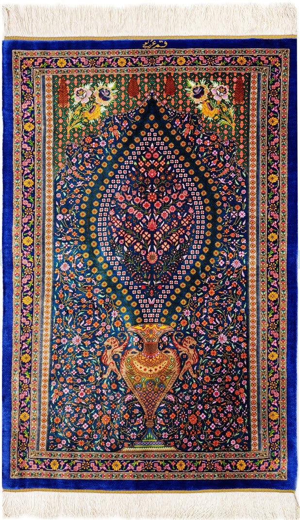 ペルシャ絨毯 クム産 シルク100% アルバル工房 オリジナル花瓶柄 青色 壁飾りに最適な最高クラスの逸品 - ペルシャ絨毯専門店(ゴレスタン)