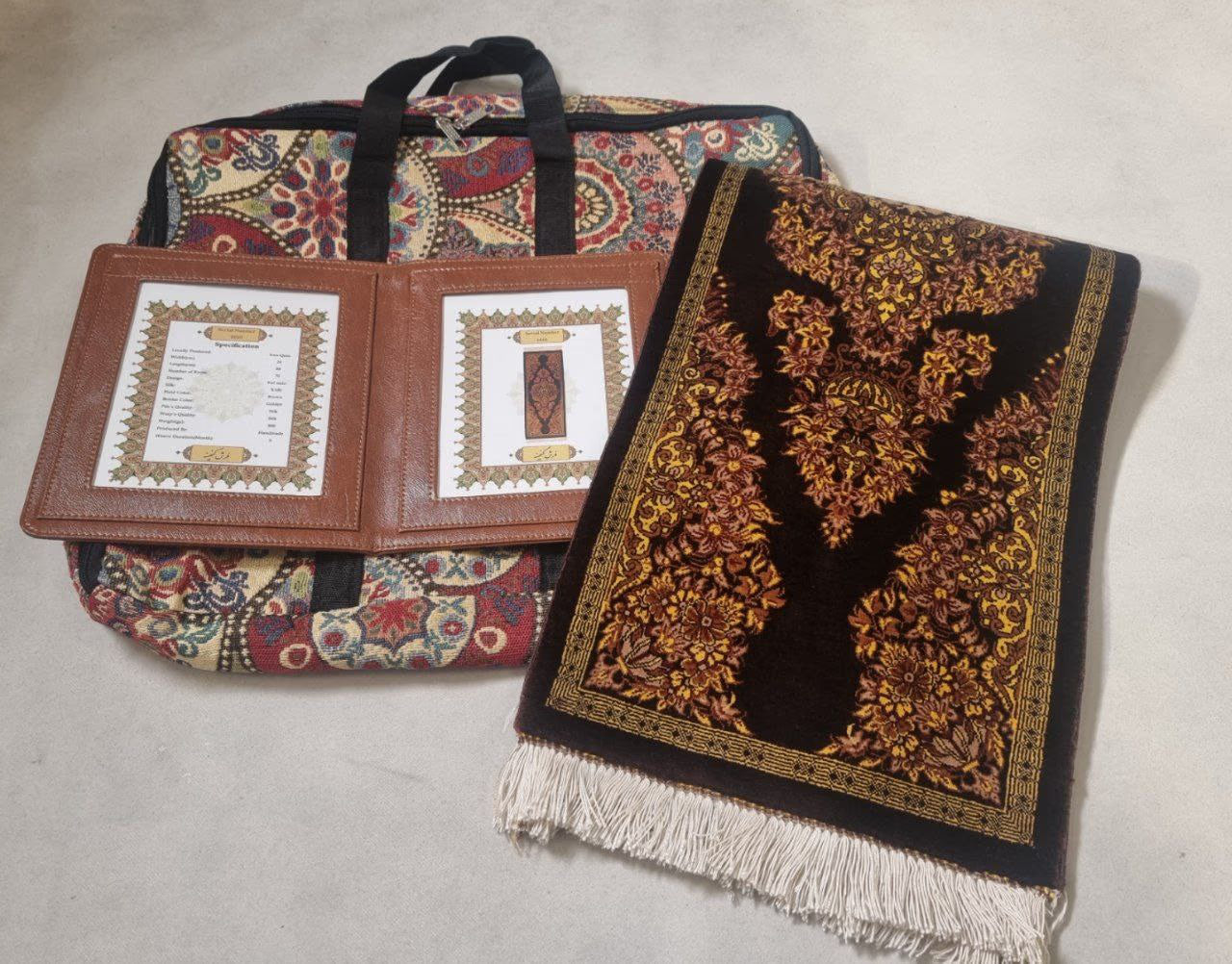 ペルシャ絨毯 クム産 シルク100% 最高級 美と職人技の結晶 空間を格調高く演出 ランナーサイズ - ペルシャ絨毯専門店(ゴレスタン)