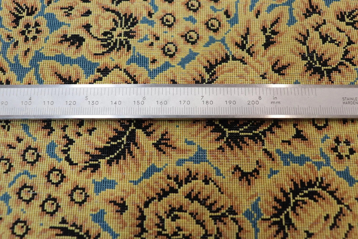 ペルシャ絨毯 クム産 シルク100% [ミルメヒディ工房] 花瓶文様と青緑の美しいコントラスト ID21020