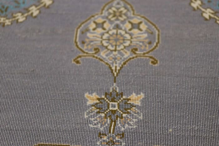 ペルシャ絨毯 クム産 シルク100%[セディギヤン工房] 豪華でかつ上品なメダリオン柄 玄関マットサイズ ID23006 17