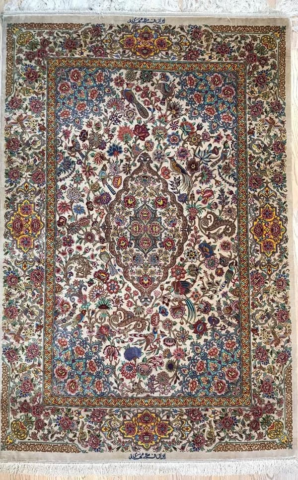 ミルメヒディ工房 花鳥のメダリオン モカベージュ 105×157cm (ID9005)