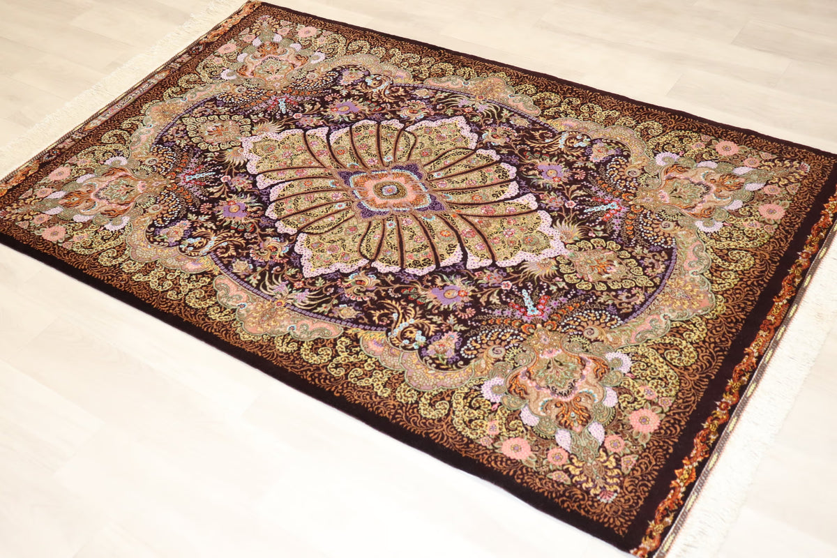 シックなアースカラー クム産 【サマディ工房】 102×162cm 茶×緑「Lachak Toranj」ID25004