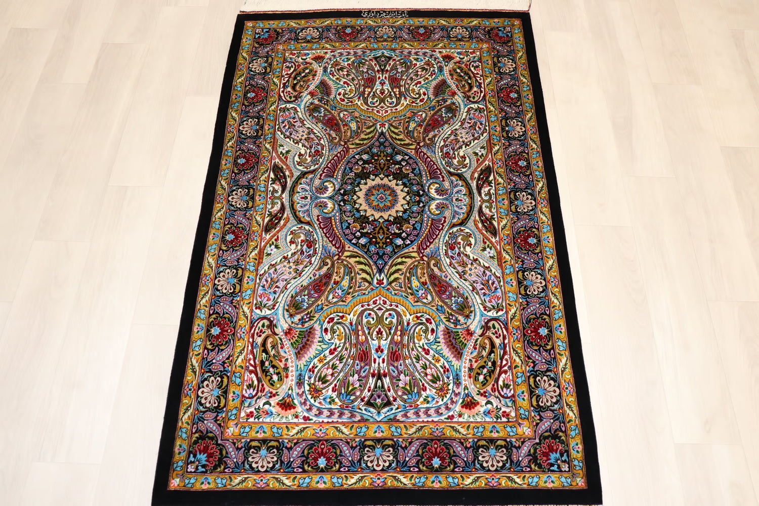 【ダバリ工房】クム産シルク 127×79cm ミックスカラー×黒「華麗なるペイズリー」ID25013