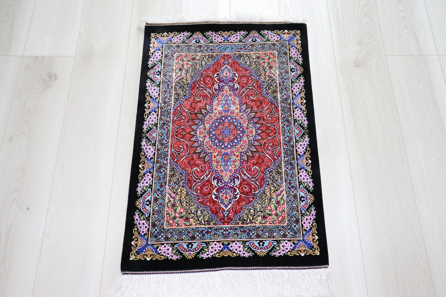 ペルシャ絨毯クム産 シルク 100% [Mehpur/メヘプル工房] メダリオン柄