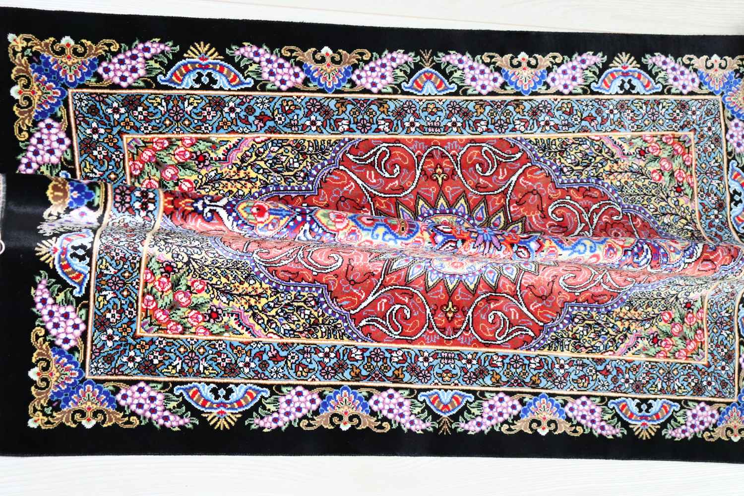 ペルシャ絨毯クム産 シルク 100% [Mehpur/メヘプル工房] メダリオン柄