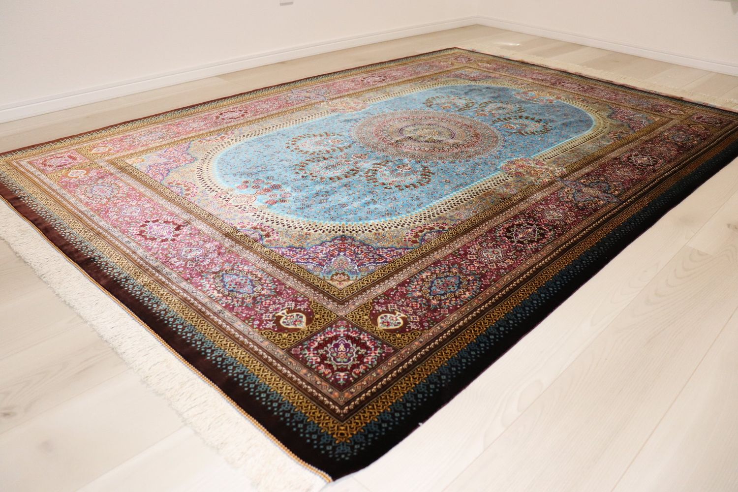 ペルシャ絨毯シルク100％ 手織り高級 クム産 90cm×60cm 高級ペルシャ絨毯クム産シルク100％ ジャムシディ工房 90×61cm