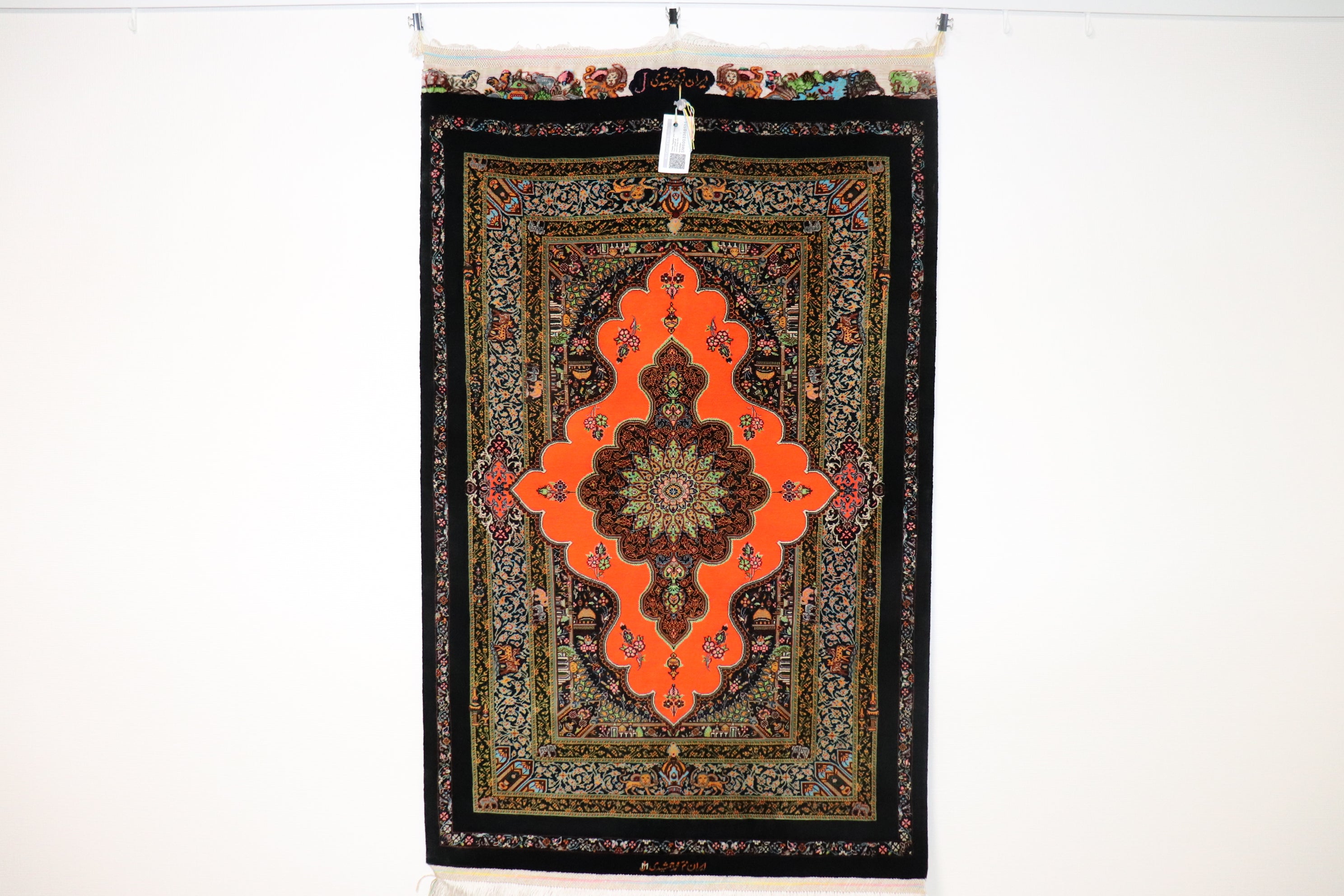 ペルシャ絨毯 クム産 100%手織り 素材天然シルク本物保証 78×54cm 高級ペルシャ絨毯クム産シルク100％ ジャディ工房 123×78cm（FN