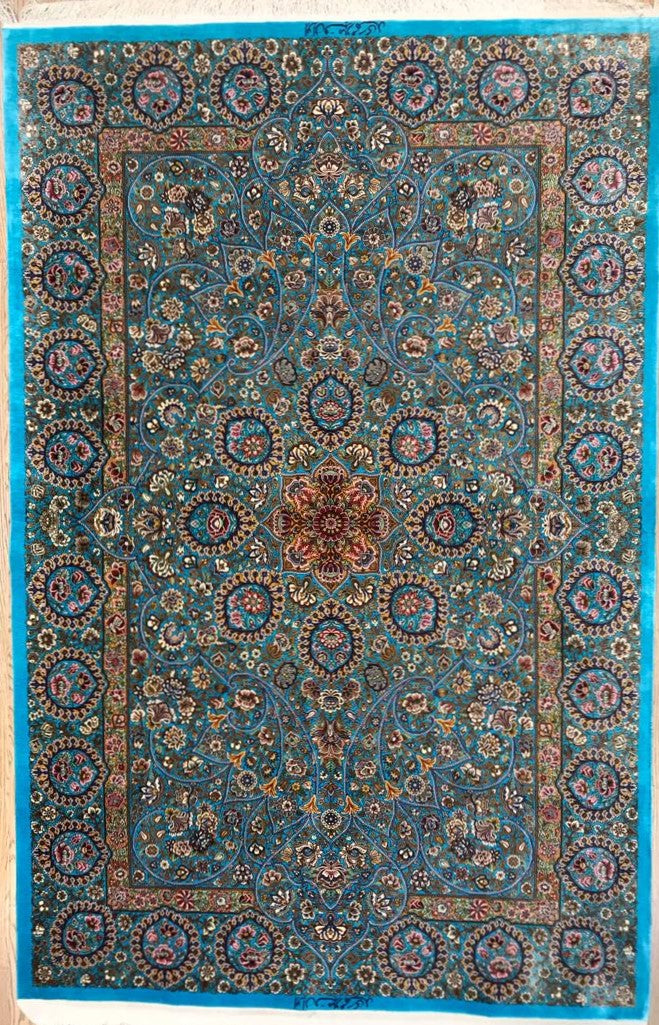 ペルシャ絨毯 クム　ミルメヒディ産　手織り絨毯 ペルシャ絨毯 クム産 シルク100% ミルメヒディ工房 リビング