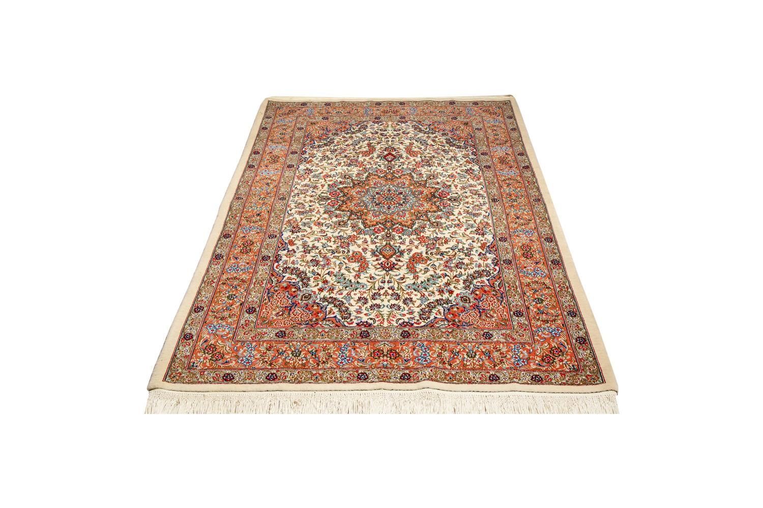 ペルシャ絨毯 クム産 コルク＆シルク リビングスペースサイズ ID18037