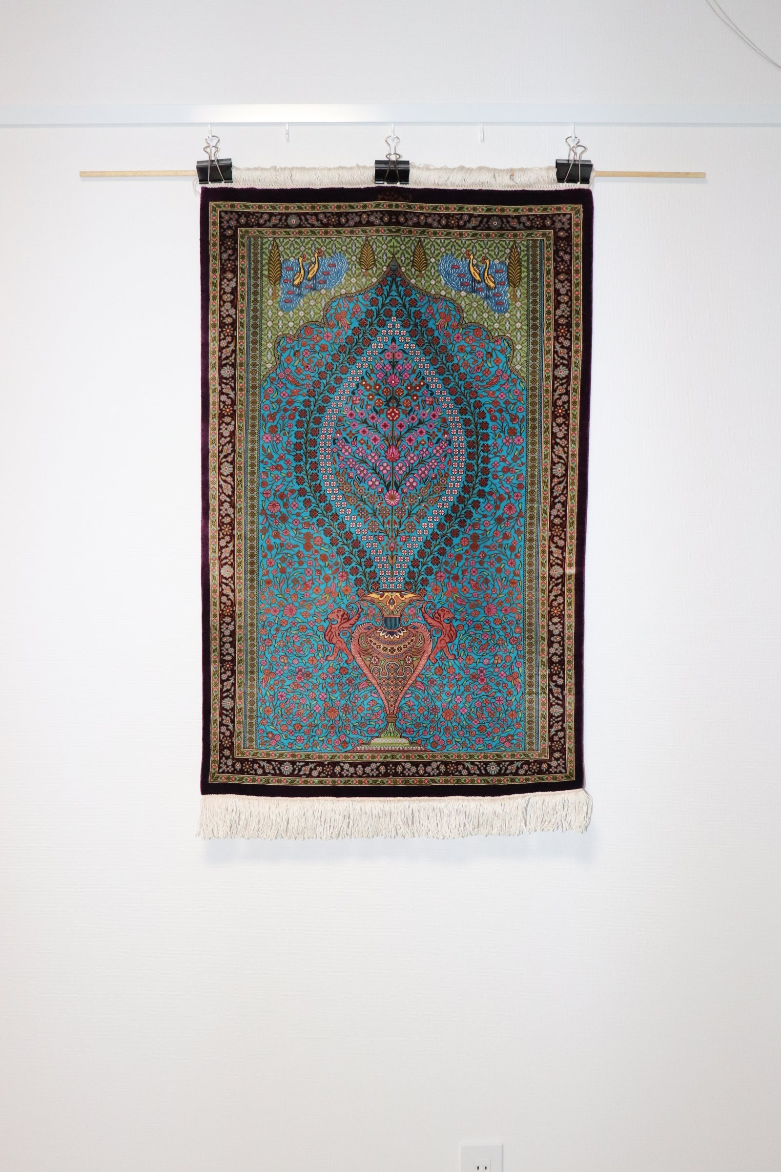 ペルシャ絨毯 クム産 シルク100% アルバル工房 壁掛け ID14009