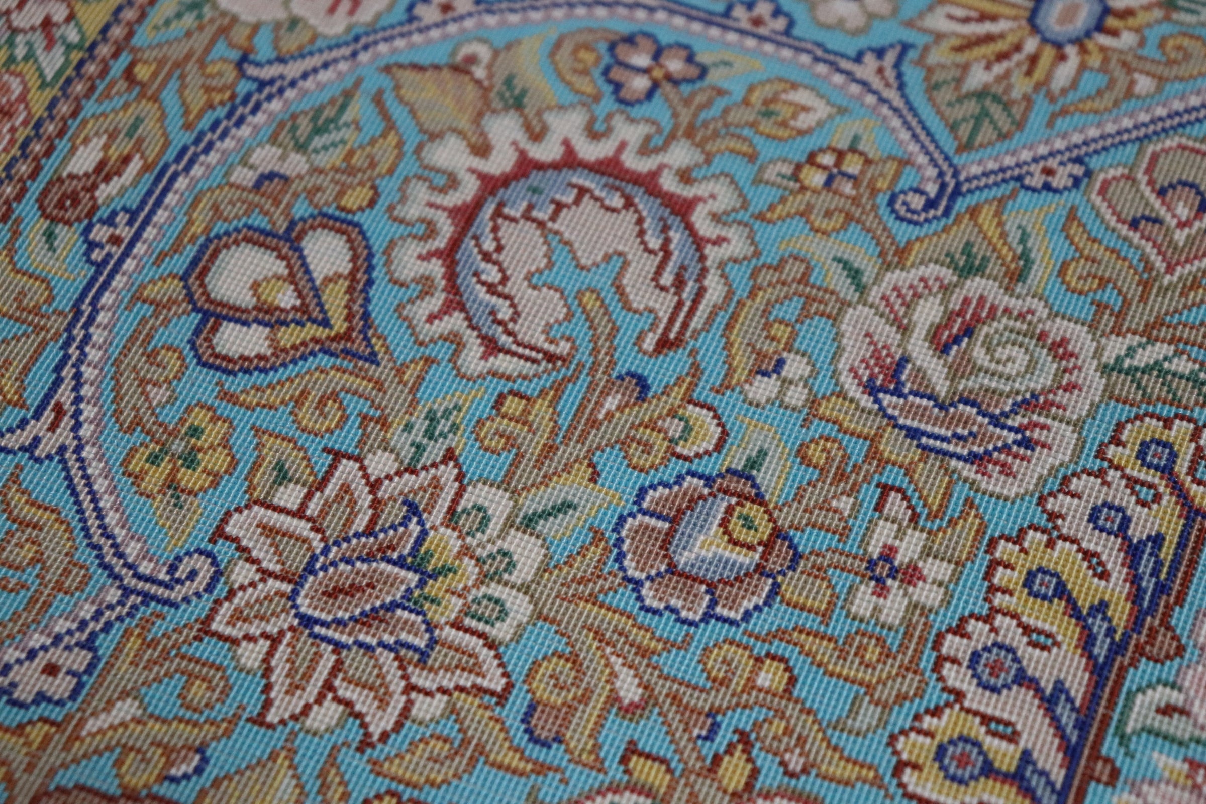 ペルシャ絨毯 クム　ミルメヒディ産　手織り絨毯 ペルシャ絨毯 クム産 シルク100% ミルメヒディ工房 61x97 cm