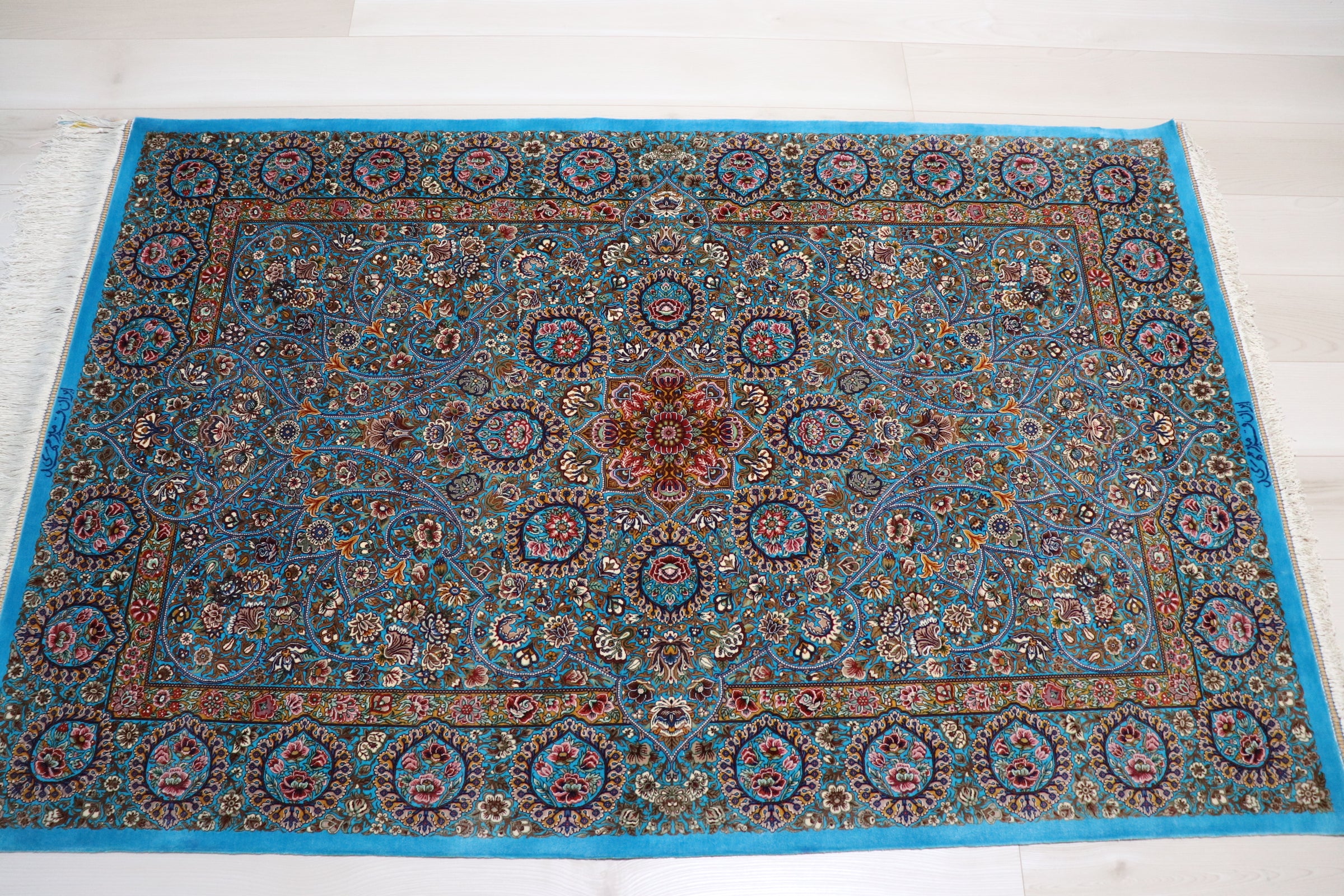 ペルシャ絨毯 クム産 シルク100% [ミルメヒディ工房] リビングサイズ