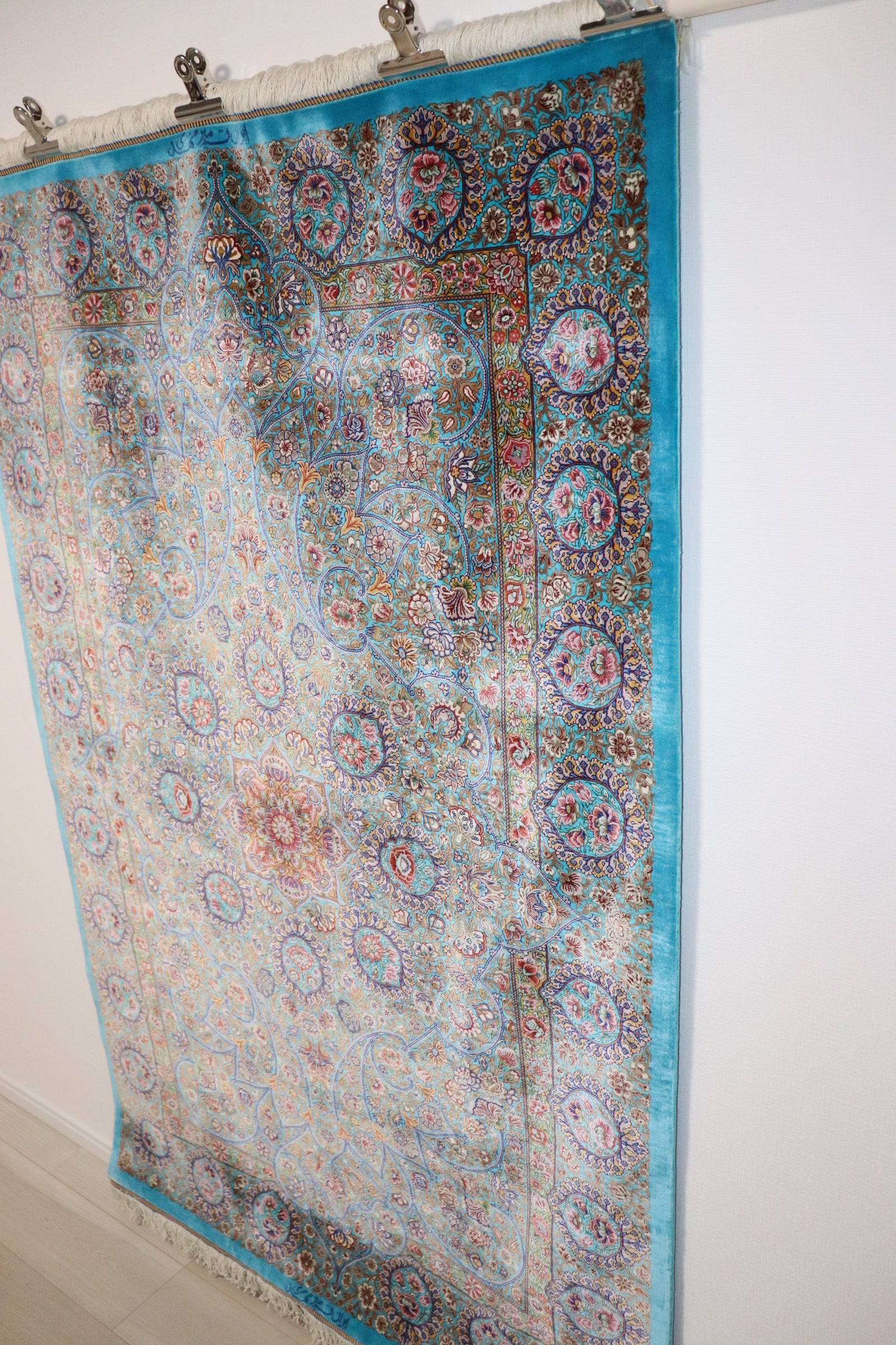 ペルシャ絨毯 クム　ミルメヒディ産　手織り絨毯 ペルシャ絨毯 クム産 シルク100% ミルメヒディ工房 61x97 cm