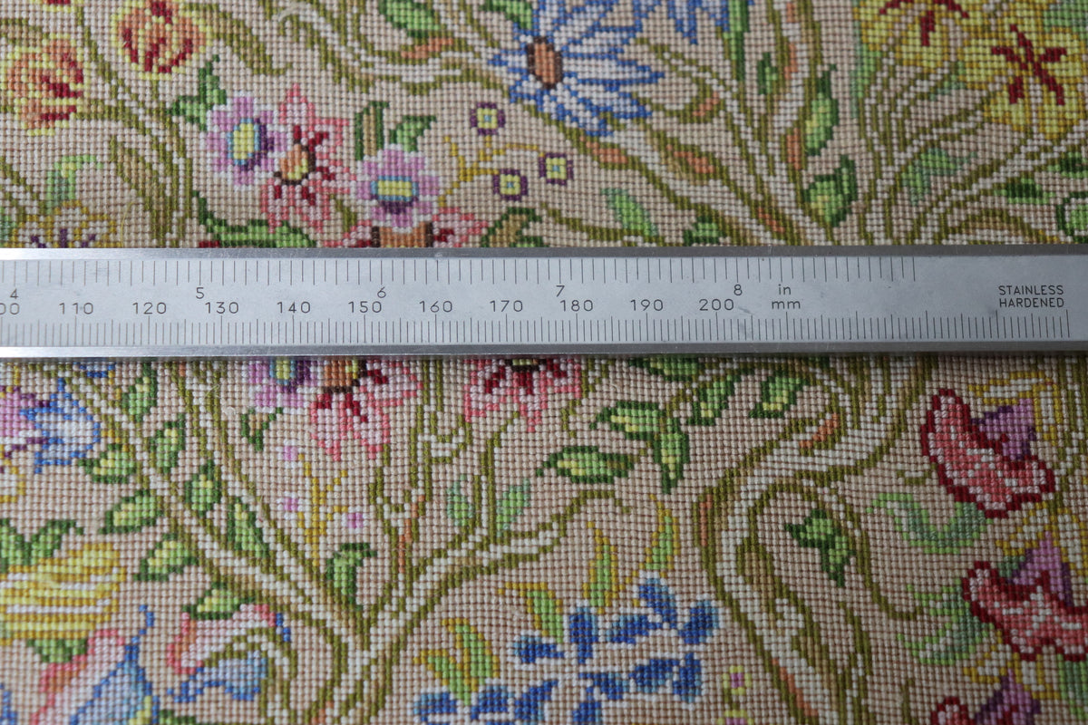 ペルシャ絨毯 クム産 シルク100% ミニサイズ 生命の樹×華やかな自然モチーフ プレゼントとして最適