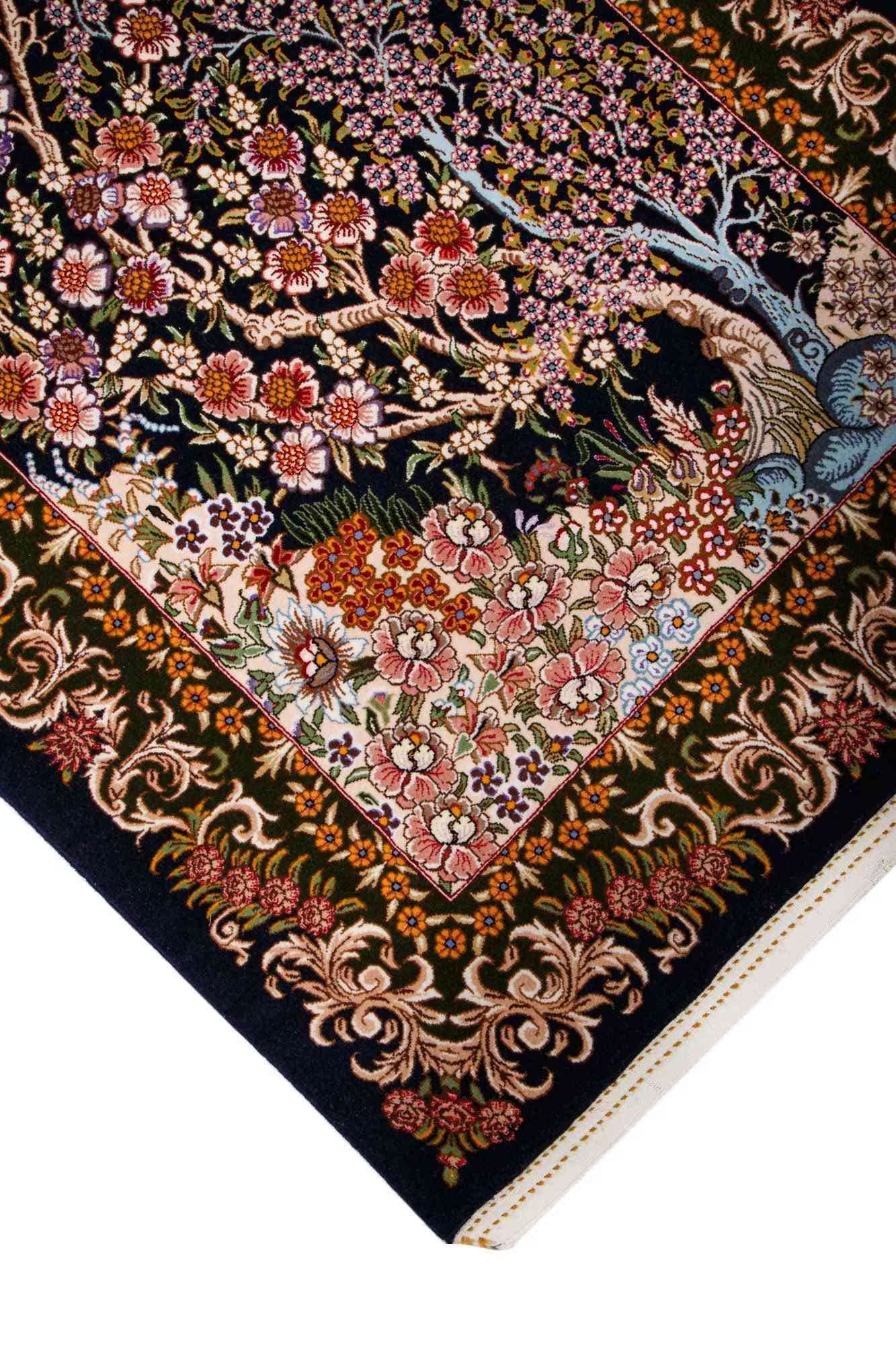 ペルシャ絨毯 クム ウール&シルク 生命の樹（桜の花畑） 106×159cm