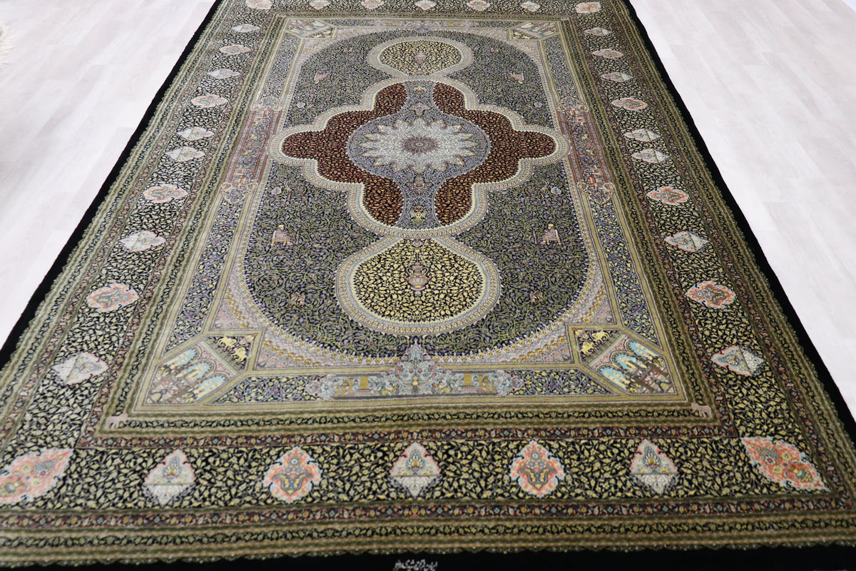 色彩の小宇宙 【ジャムシディ工房】 クム産シルク 195×317cm 黒×極彩色「夜の庭園」ID2300