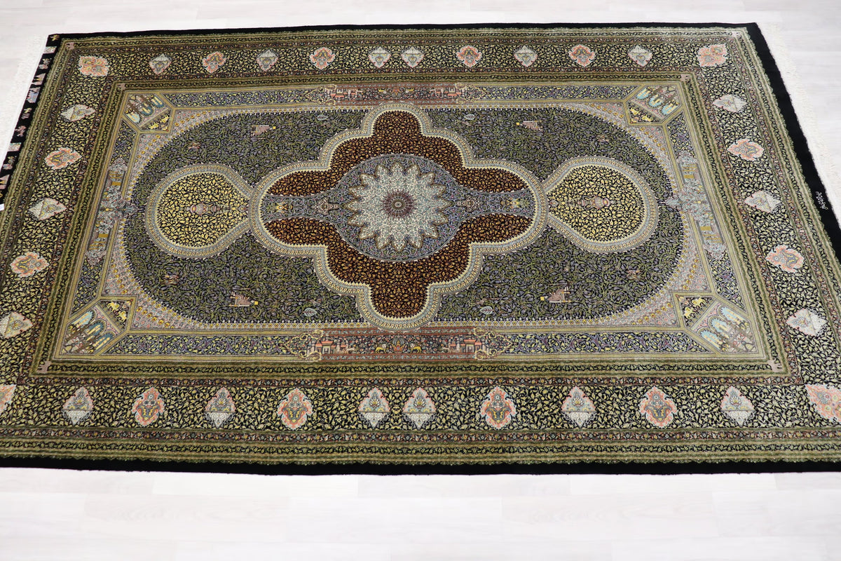 色彩の小宇宙 【ジャムシディ工房】 クム産シルク 195×317cm 黒×極彩色「夜の庭園」ID2300