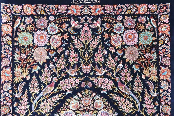 ペルシャ絨毯 クム産 シルク 100% [ミルメヒディ工房] 生命の樹、メダリオン、花瓶文様が見事に融合し、国連ジュネーブ事務局にも展示中の特別な逸品 ID2005 10