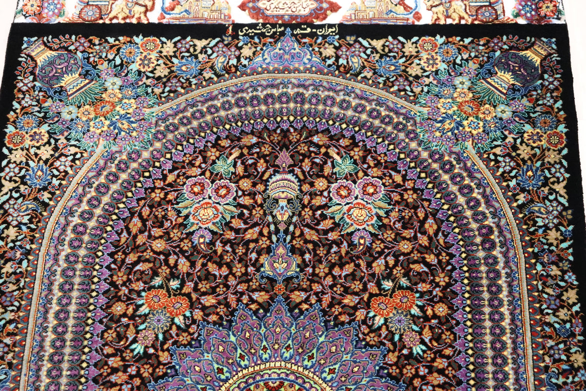 「漆黒の宝石」【ジャムシディ工房（アッバス）】 89×59cm 黒「Midnight Jewel」クム産シルク ID25022