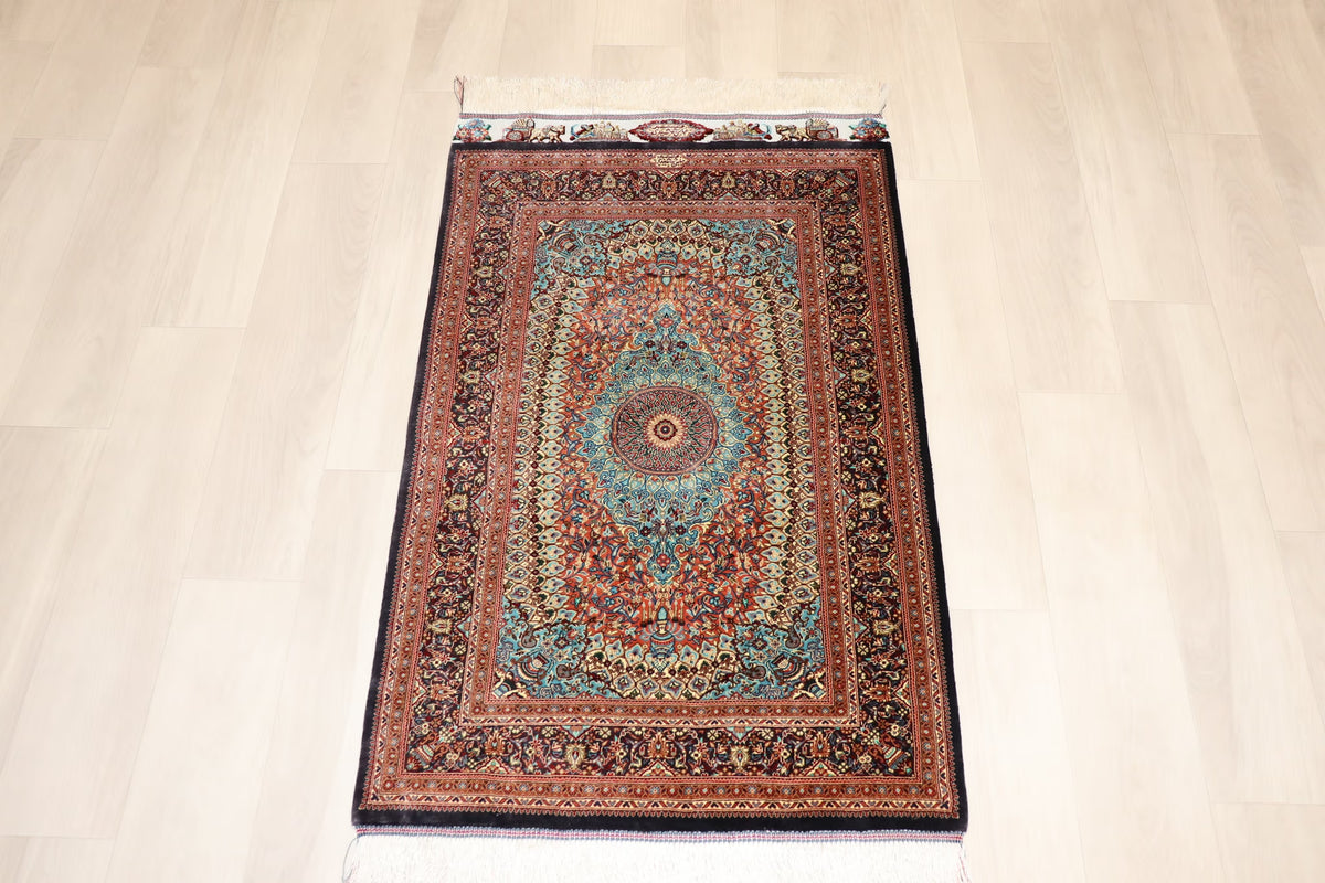 古代ペルシャの栄華【ジャムシディ工房（アッバス）】 91×58cm 「Takht Jamshidi/ペルセポリス」クム産シルク ID25020