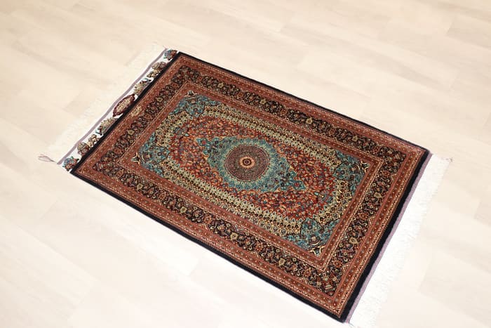 古代ペルシャの栄華【ジャムシディ工房（アッバス）】 91×58cm 「Takht Jamshidi/ペルセポリス」クム産シルク ID25020