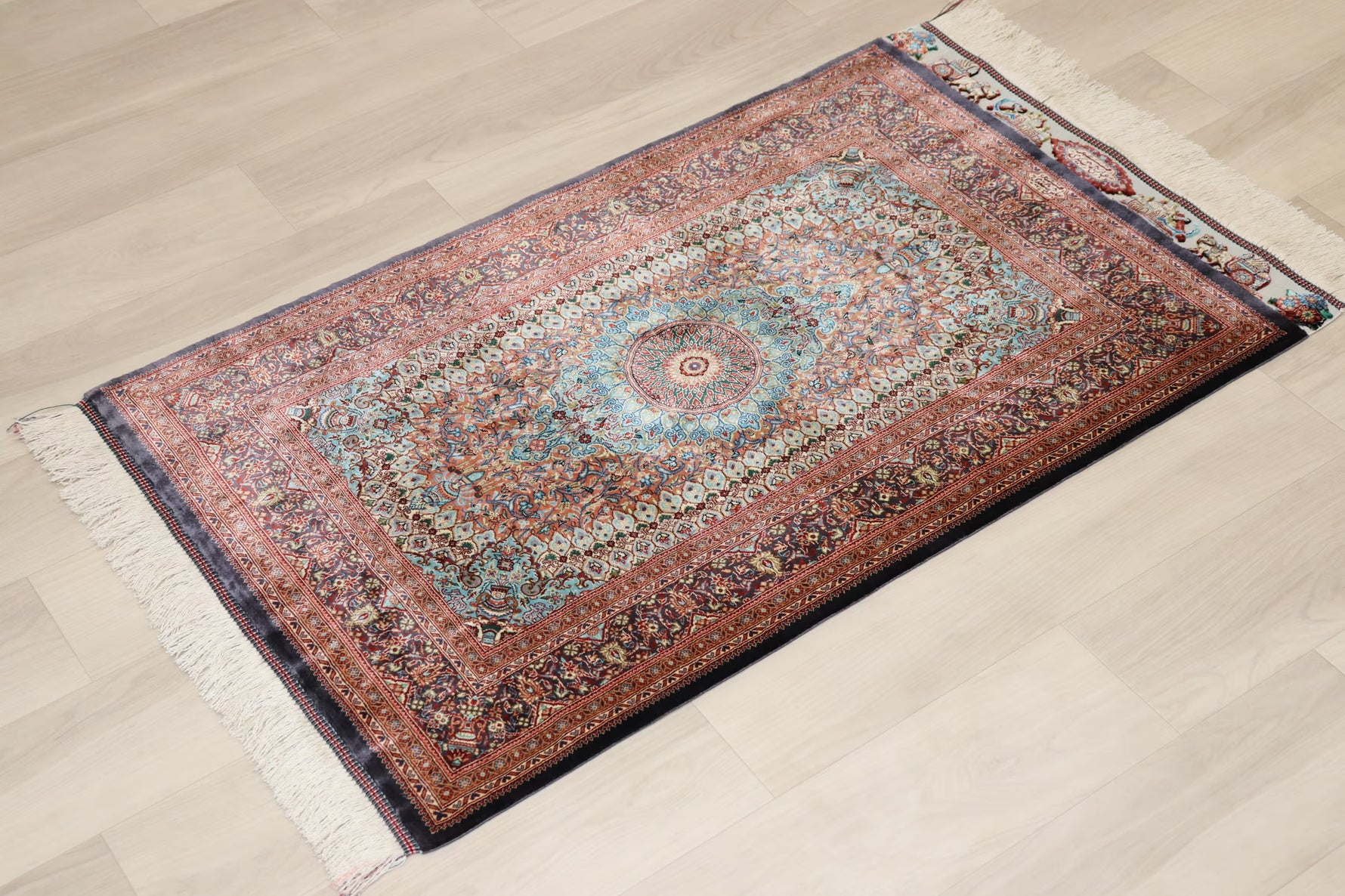 古代ペルシャの栄華【ジャムシディ工房（アッバス）】 91×58cm 「Takht Jamshidi/ペルセポリス」クム産シルク ID25020