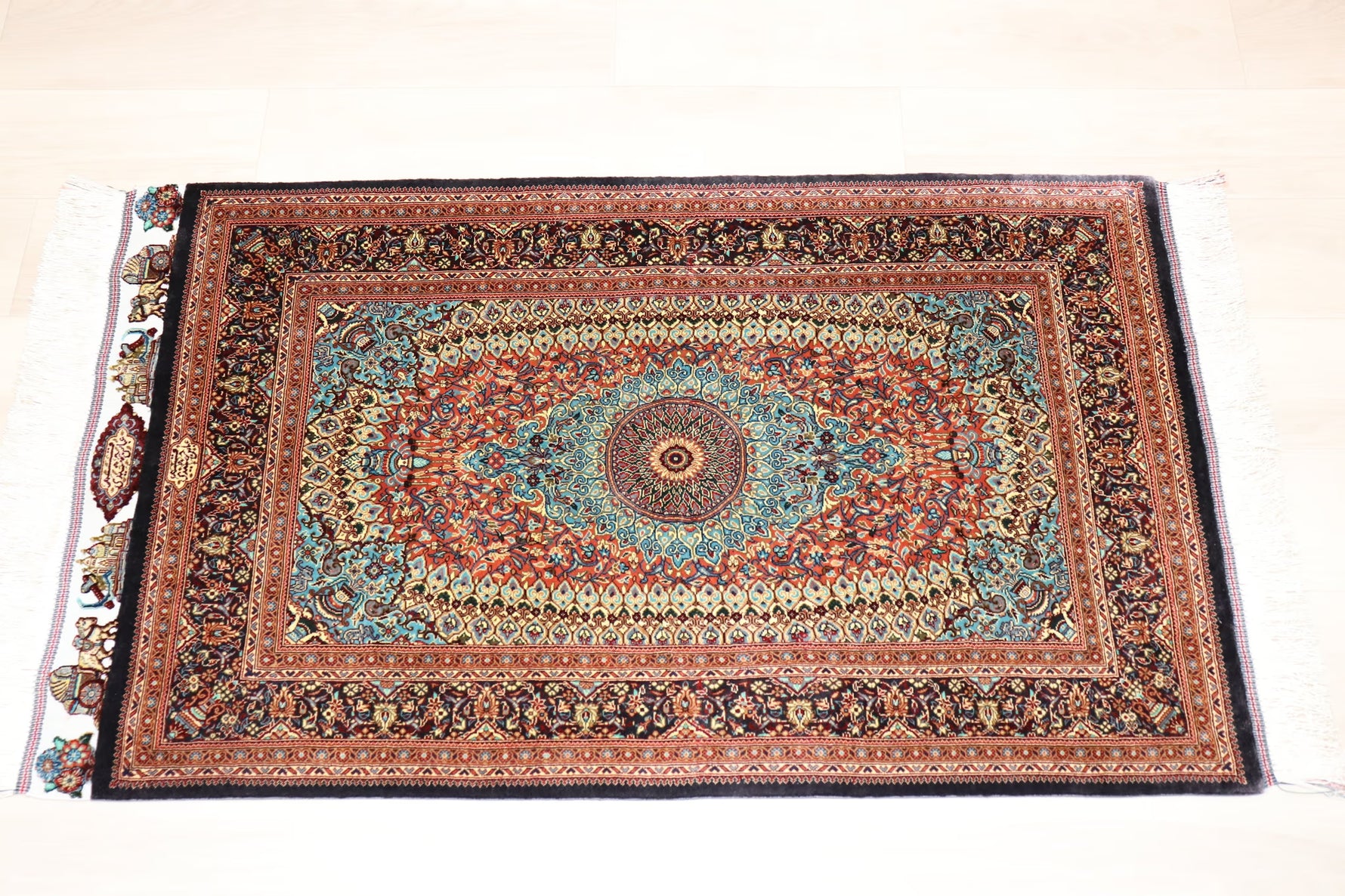 古代ペルシャの栄華【ジャムシディ工房（アッバス）】 91×58cm 「Takht Jamshidi/ペルセポリス」クム産シルク ID25020