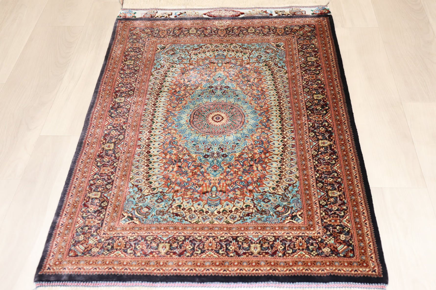 古代ペルシャの栄華【ジャムシディ工房（アッバス）】 91×58cm 「Takht Jamshidi/ペルセポリス」クム産シルク ID25020
