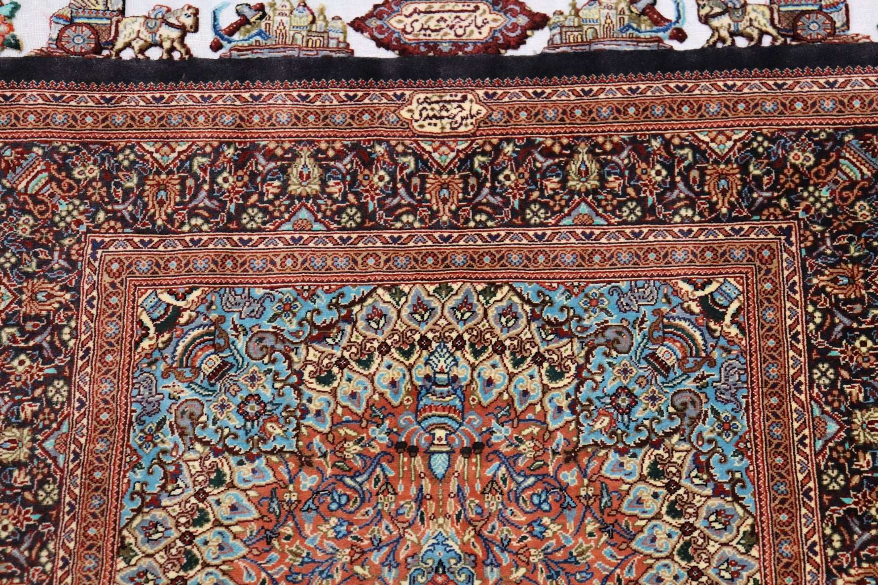 古代ペルシャの栄華【ジャムシディ工房（アッバス）】 91×58cm 「Takht Jamshidi/ペルセポリス」クム産シルク ID25020