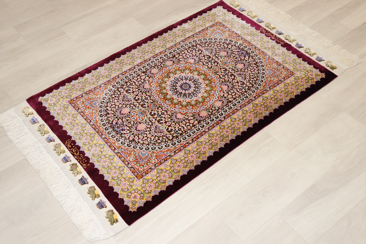 [ジェッディ工房]深淵なマルーンと輝くゴールド。宝石のような輝きを放つ、至高の一枚。ID:25030 カーペット・ラグ・マット > ラグ・カーペット