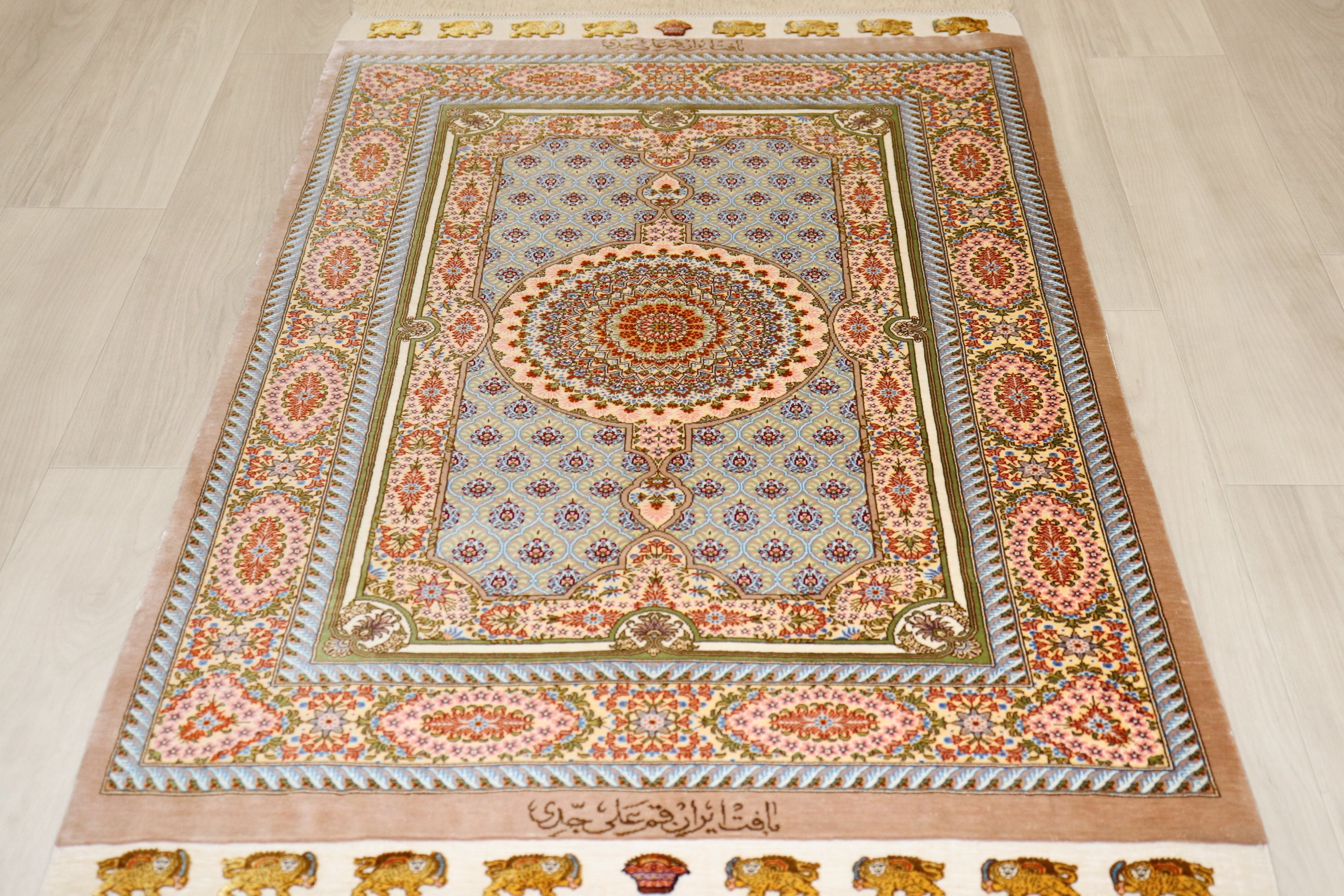 新着商品一覧【ゴレスタン | ペルシャ絨毯専門店】