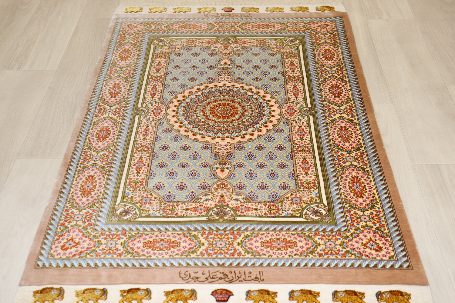 【ジェッディ工房】洗練された大人のベージュと淡い色彩が織りなす 極上のハーモニー　ID25032