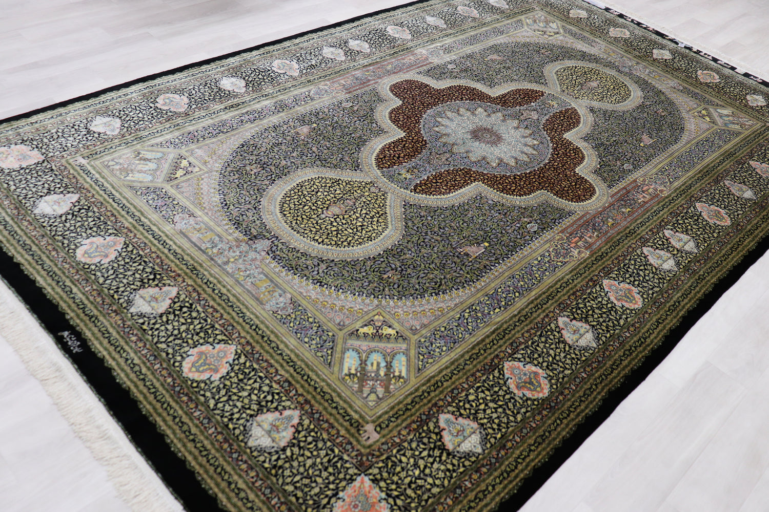 色彩の小宇宙 【ジャムシディ工房】 クム産シルク 195×317cm 黒×極彩色「夜の庭園」ID2300