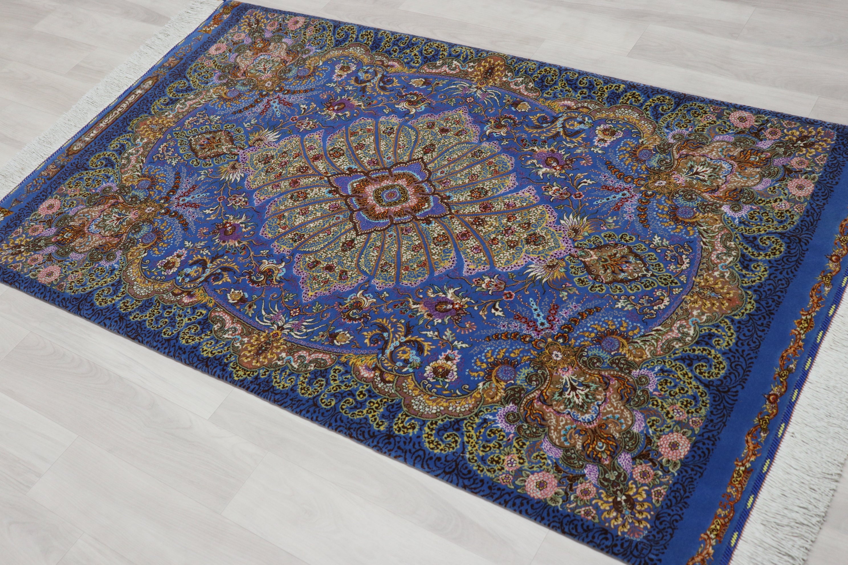 サマディ工房】クム産 ペルシャ絨毯 シルク＆ウール 100×168cm 青