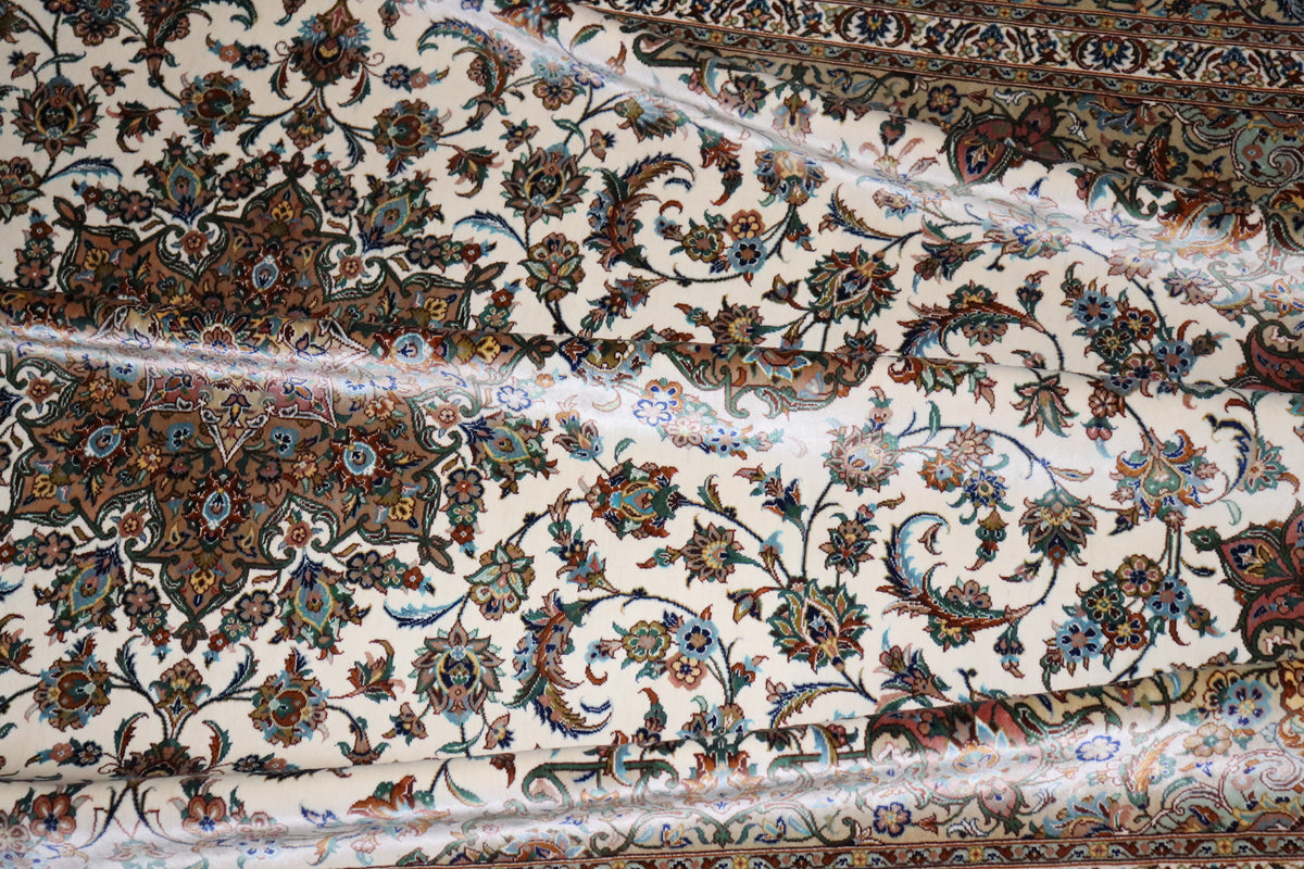 アルバル工房 カーシャン文様 明るいクリーム色 136×210cm (ID11008)