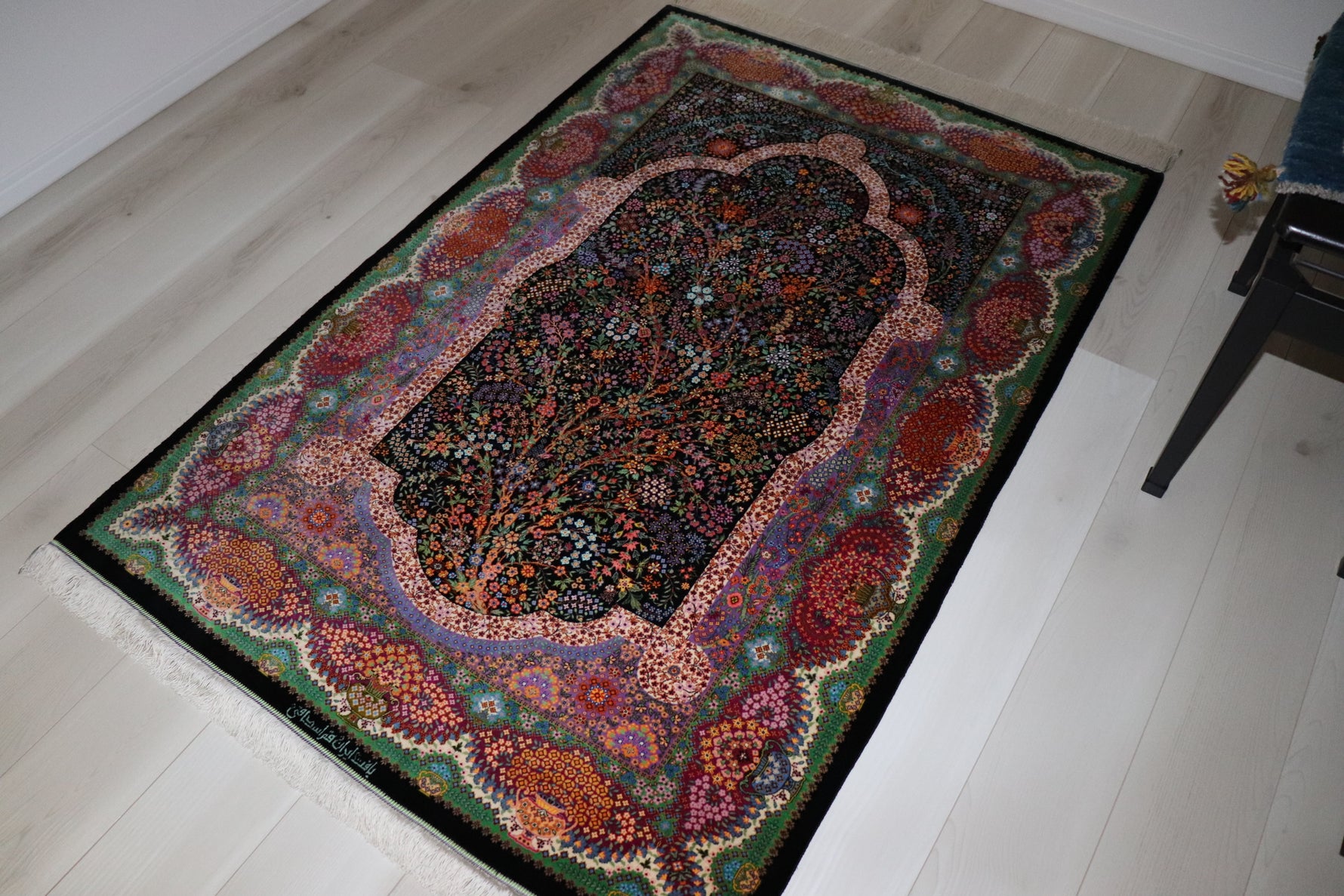 エスハギ工房 繁栄の生命の樹 黒×グリーン 101×151cm (ID18013)