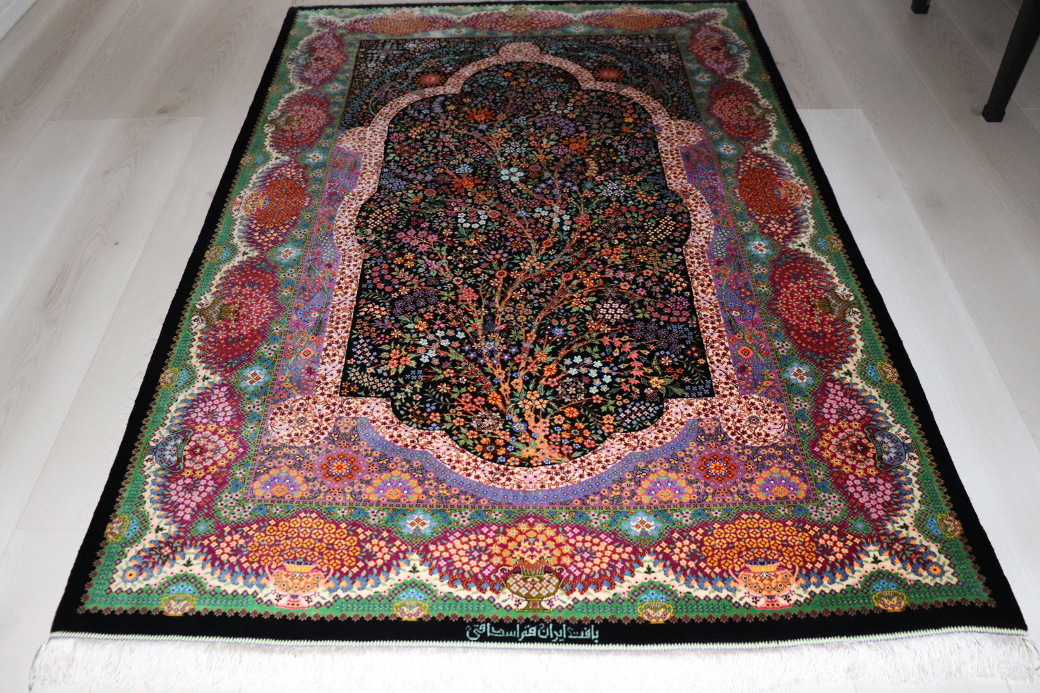 エスハギ工房 繁栄の生命の樹 黒×グリーン 101×151cm (ID18013)