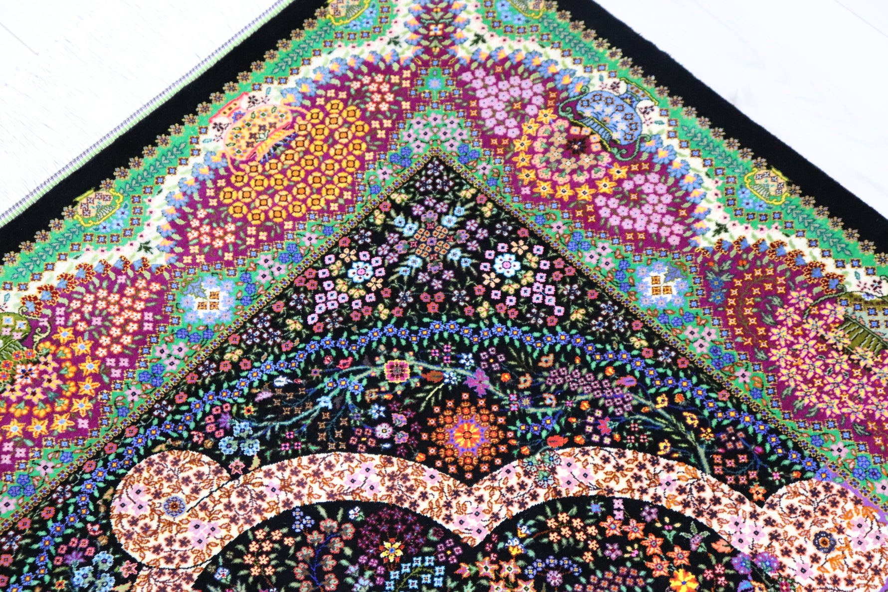 エスハギ工房 繁栄の生命の樹 黒×グリーン 101×151cm (ID18013)