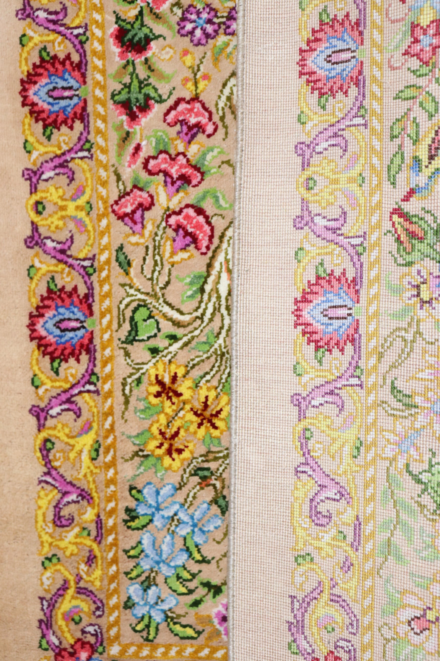 ペルシャ絨毯 クム産 シルク100% ミニサイズ 生命の樹×華やかな自然モチーフ プレゼントとして最適