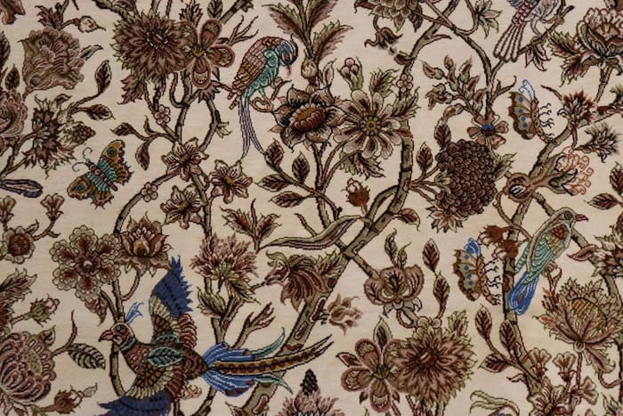 ペルシャ絨毯 クム シルク100% ミルメヒディ工房 生命の樹 142×226cm 光沢の見え方 ID22002