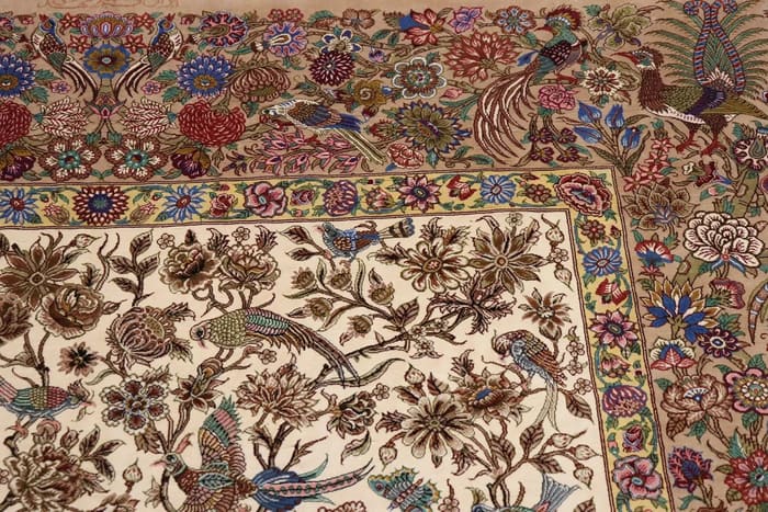 ペルシャ絨毯 クム シルク100% ミルメヒディ工房 生命の樹 142×226cm 暗所での表情 ID22002
