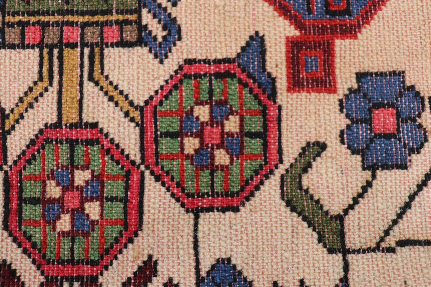 業界最安値 ペルシャ絨毯 手織り ウール&シルク ホラーサン産 大サイズ ID23019