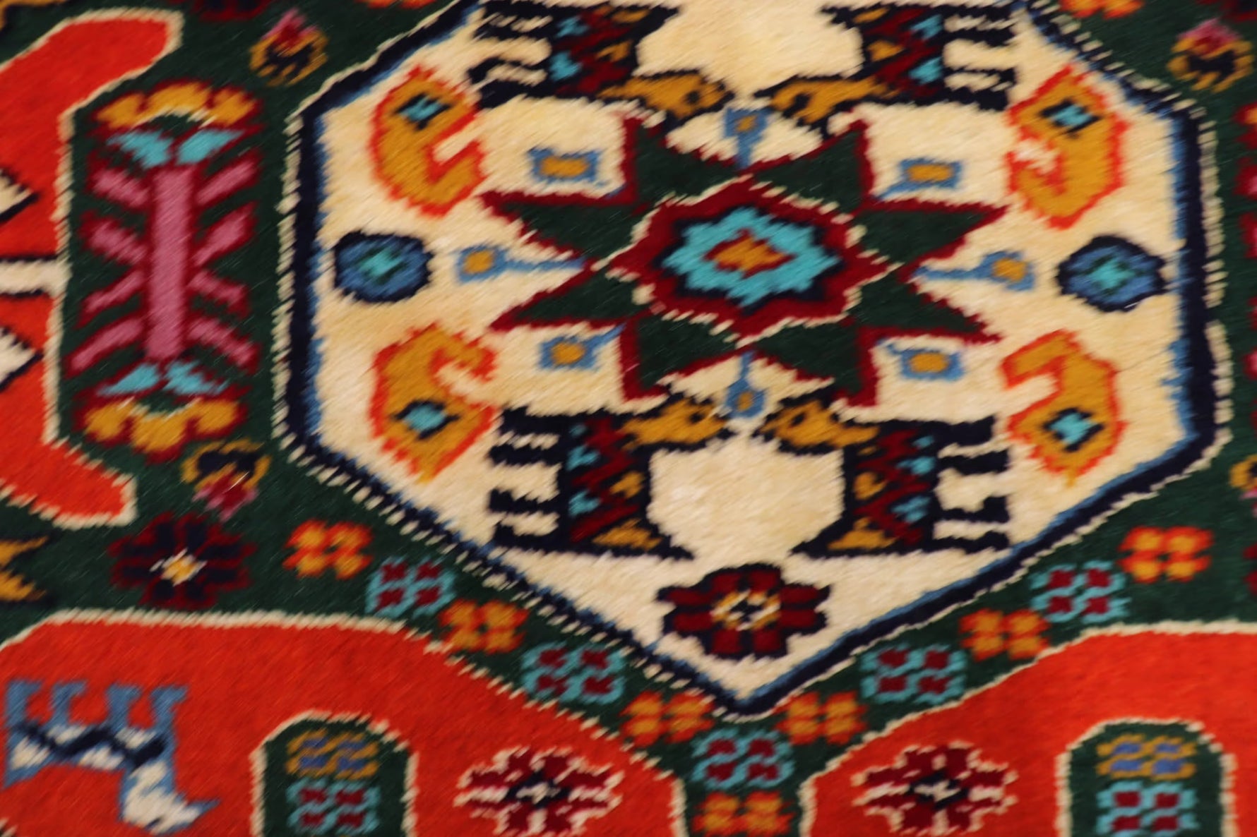 業界最安値 ペルシャ絨毯 手織り ウール&シルク ホラーサン産 大サイズ ID23019