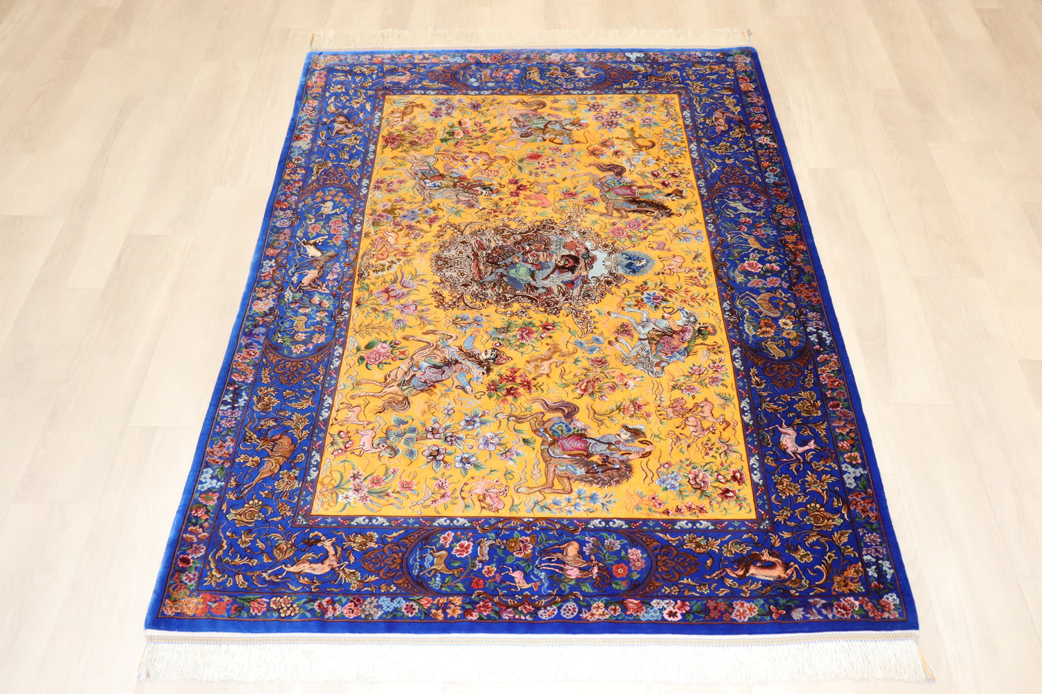 至高のクム産シルク 【ミルメヒディ工房】作 王者の伝説を織り込んだ「狩猟文様」  ID25016